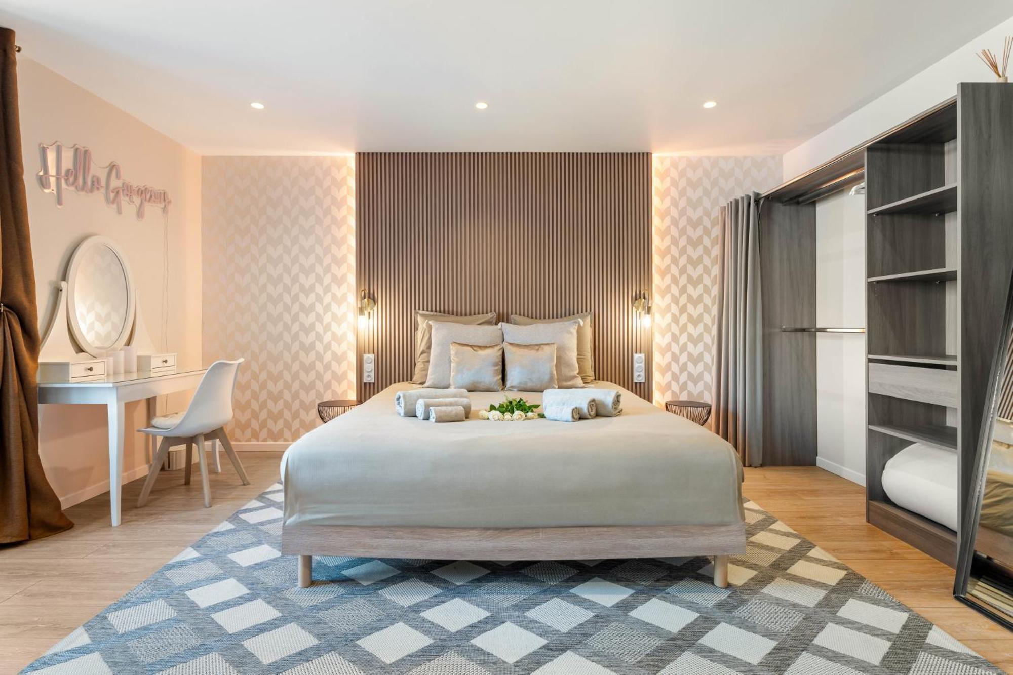 Nice Renting - Love Room Massena - Luxe Room - Jacuzzi - Terrace - King Bed - Ac Экстерьер фото